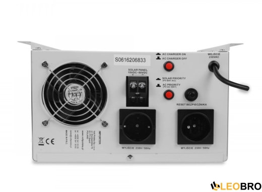 Гібридний ДБЖ/інвертор Volt Polska SINUS PRO 1000 S 12/230V 700/1000W + 30A MPPT (3SPS100012) - 4