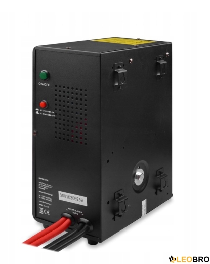 Комплект Volt Polska SINUS PRO 800 W 12/230V 500/800W + Акумулятор VOLT AGM VRLA 100Ah 12V - 4